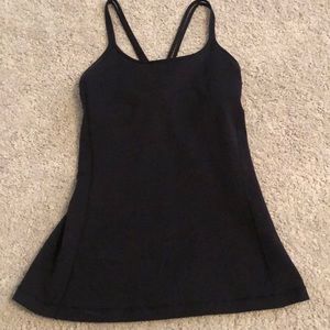 Lululemon tank